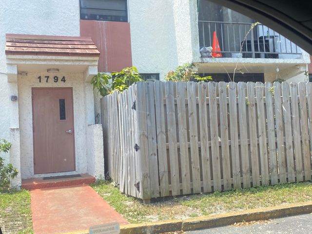 $160,000 | 1794 Northwest 55th Avenue, Unit 101 | Lauderhill