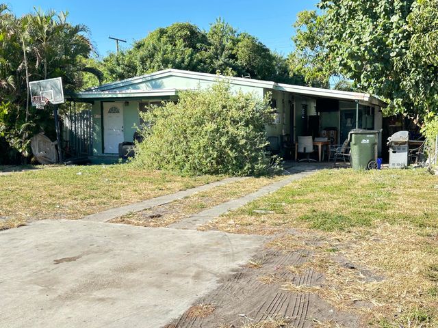 $403,000 | 116 Southwest 11th Avenue | Delray Beach