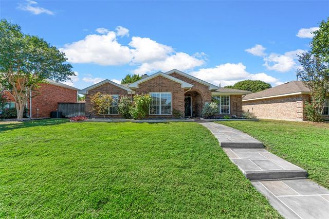 $449,000 | 204 Arbor Ridge Drive | Allen