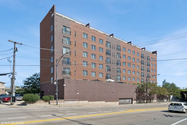 $294,900 | 2272 South Archer Avenue, Unit 4I | Chinatown