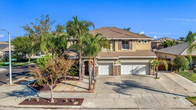 $595,000 | 3228 Vine Visalia Ca | Fieldstone Oaks