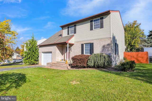 $295,000 | 6 Pinewood Circle | Penn Township - York County