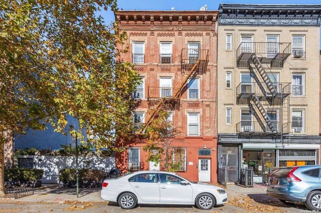 $4,200,000 | 565 Union Street, Unit 1 | Gowanus