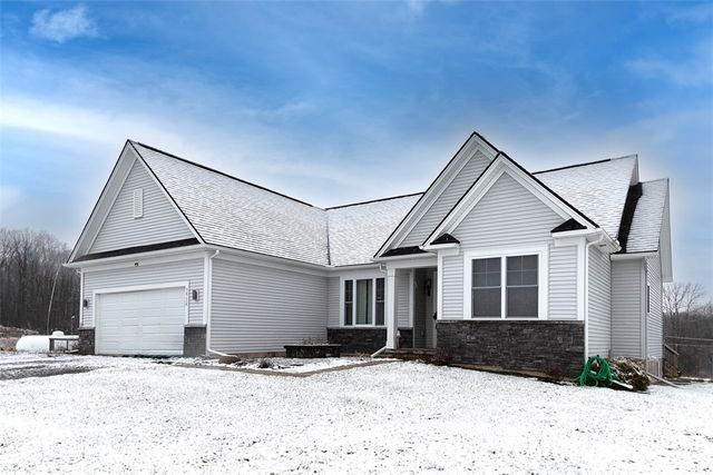 $429,900 | 5012 Lakeville Groveland Road | Geneseo