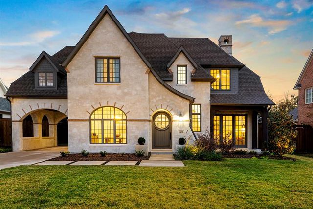 $2,725,000 | 6428 Tulip Lane | Preston Hollow North