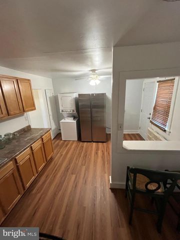 $1,900 | 2003 North Jefferson Street | Washington Heights