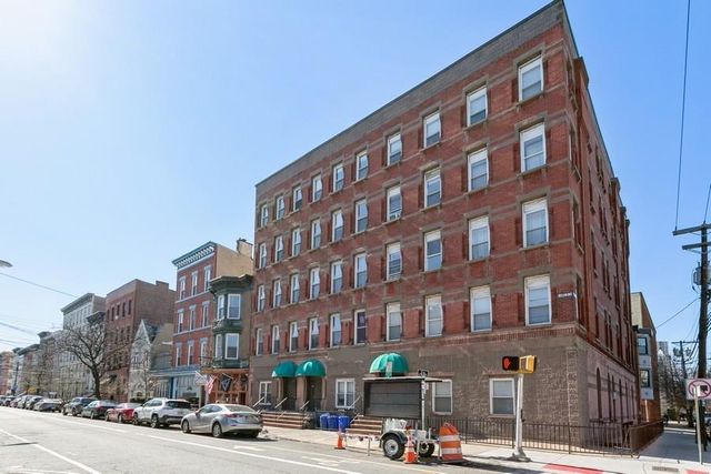 $3,600 | 1036 Willow Avenue, Unit 4 | Northwest Hoboken