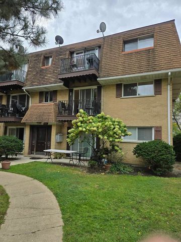 $210,000 | 8559 West Rascher Avenue, Unit 2N | O'Hare