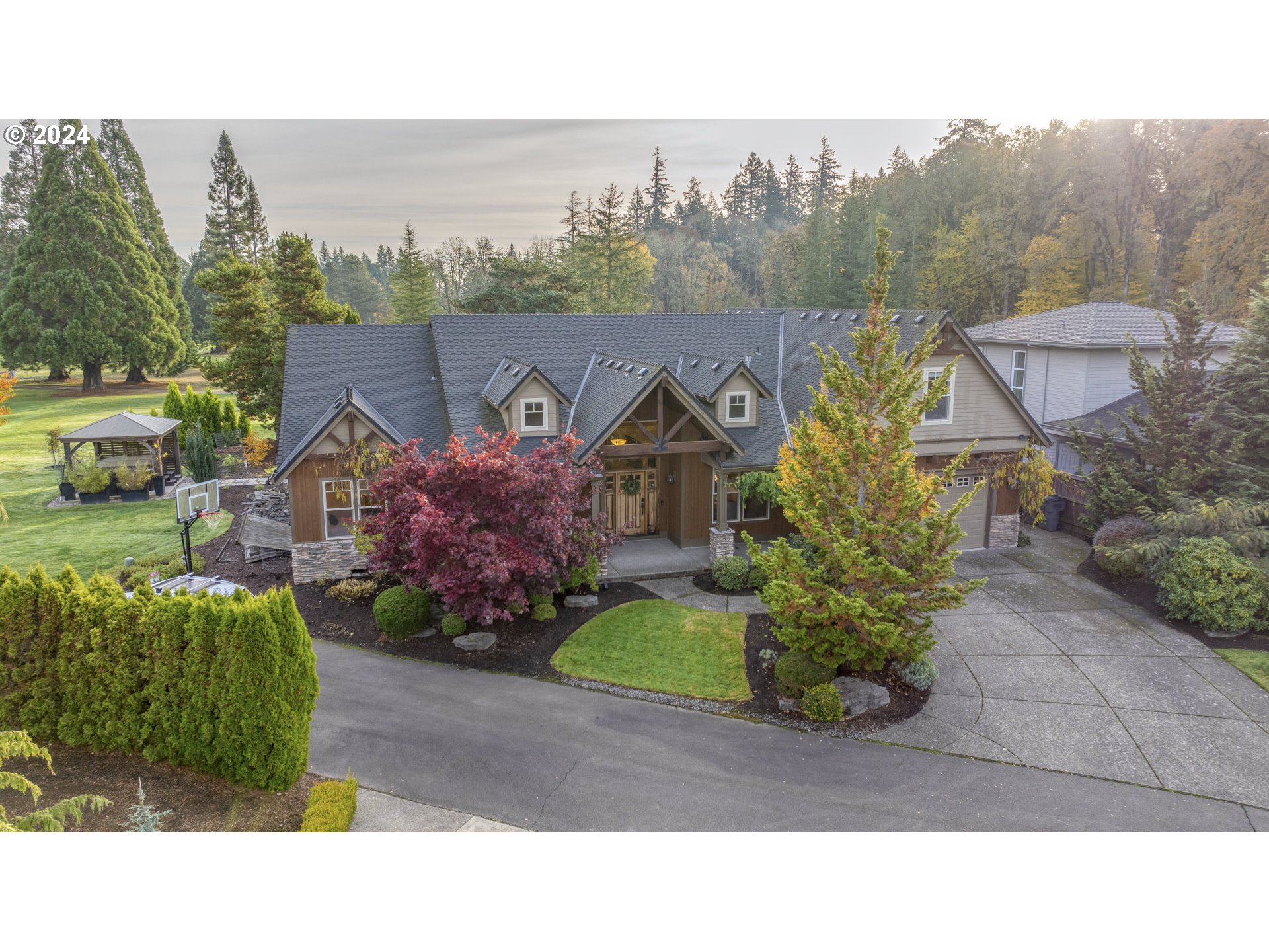 a picture of houses with outdoor space