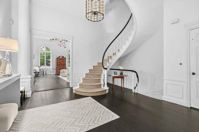 $11,995,000 | 123 East 69th Street | Lenox Hill