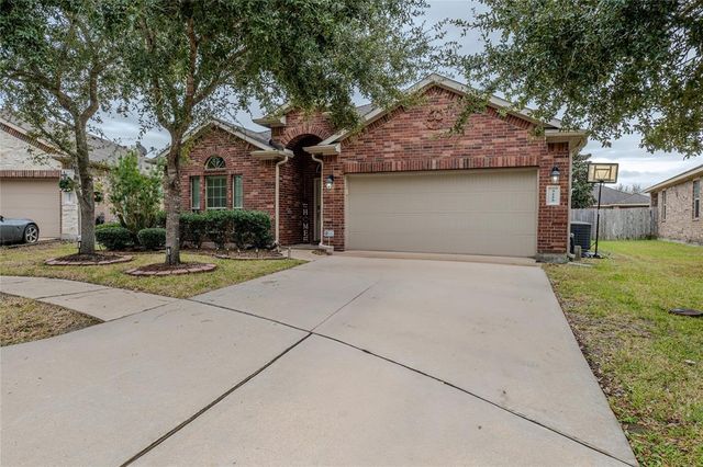 $295,000 | 3225 Emma Lake Court | Bay Colony