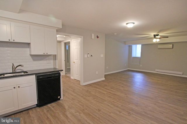 $1,215 | 6640 Sprague Street, Unit B6 | East Mount Airy