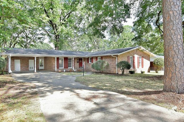 $269,900 | 2955 Glenbrook Drive | Hilton Heights