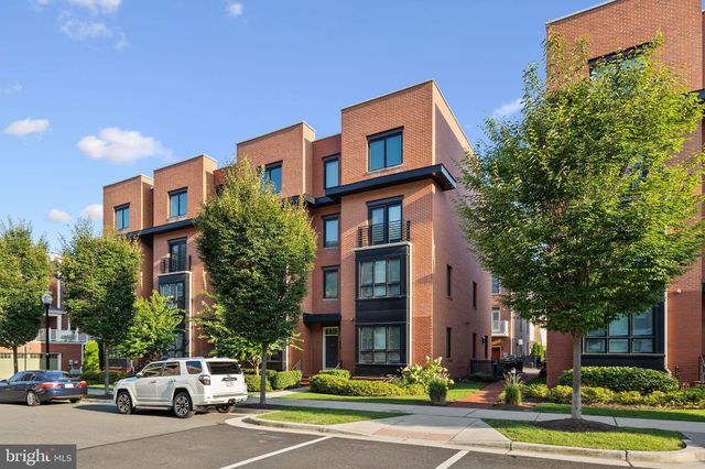 $1,399,000 | 721 Watson Street | Potomac Yard