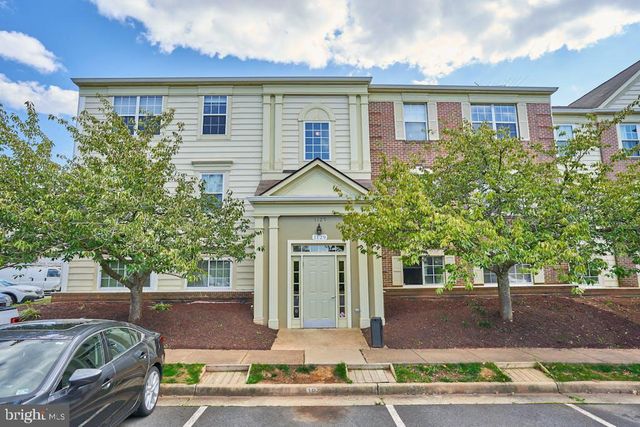 $341,900 | 1129 Huntmaster Terrace Northeast, Unit 202 | Fox Chase Exeter