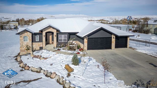 $885,000 | 6400 Mustang Trail | Brookhurst