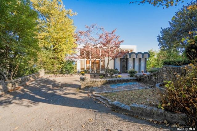 $1,895,000 | 337 Howard Avenue | Grymes Hill