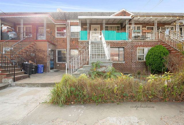 $550,000 | 1046 East 102nd Street | Canarsie