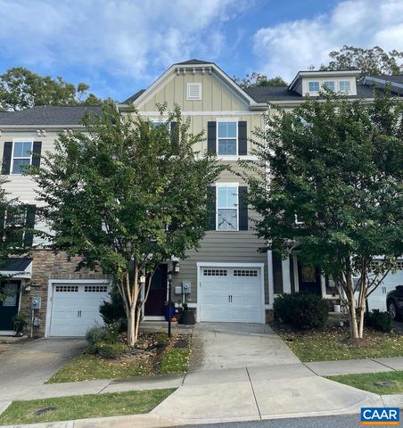 $450,000 | 2038 BethPage Court | Dunlora