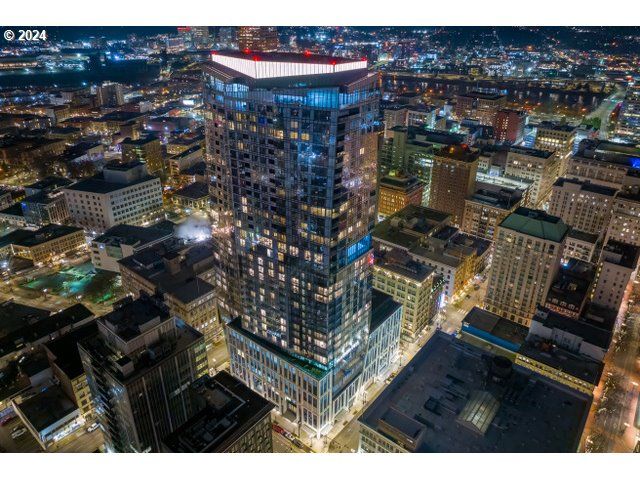 $6,249,000 | 550 Southwest 10th Avenue, Unit 3503 | Downtown Portland