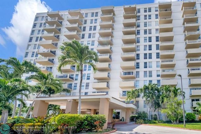 $400,000 | 880 Northeast 69th Street, Unit 14P | Bayside