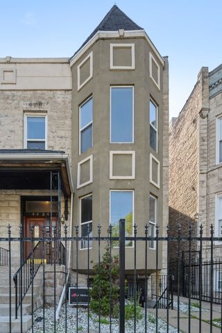 $1,950 | 4434 South Indiana Avenue, Unit 1 | Bronzeville