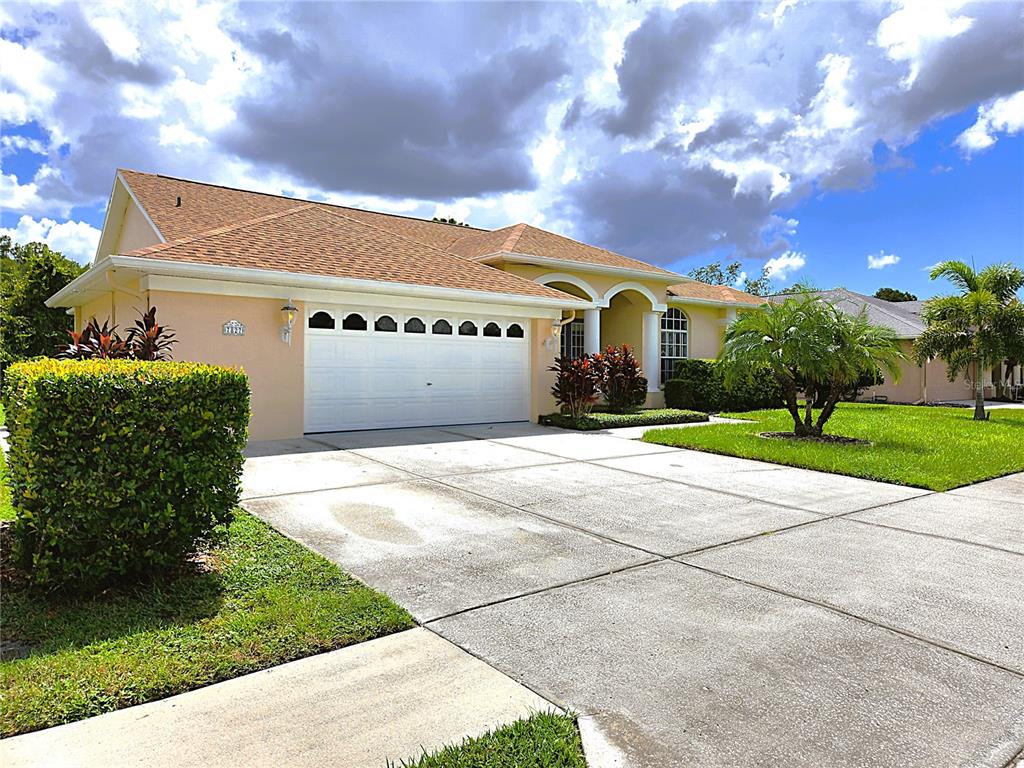 7827 Starfire Way, New Port Richey:  Built 2001, 3/2/2, 2042sf, Saltwater Pool