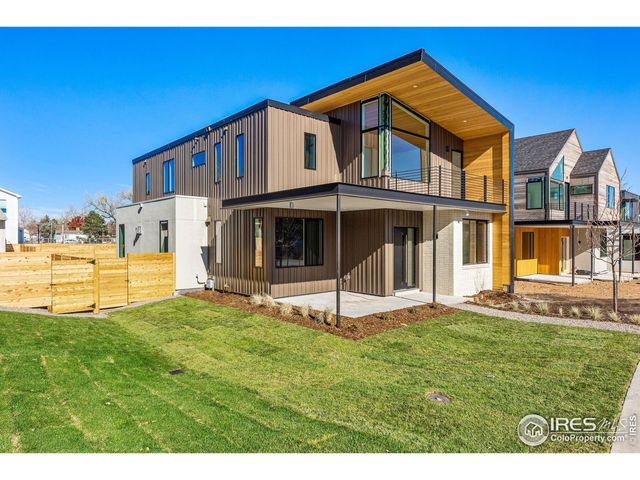 $2,725,000 | 2125 Vine Avenue | Crestview