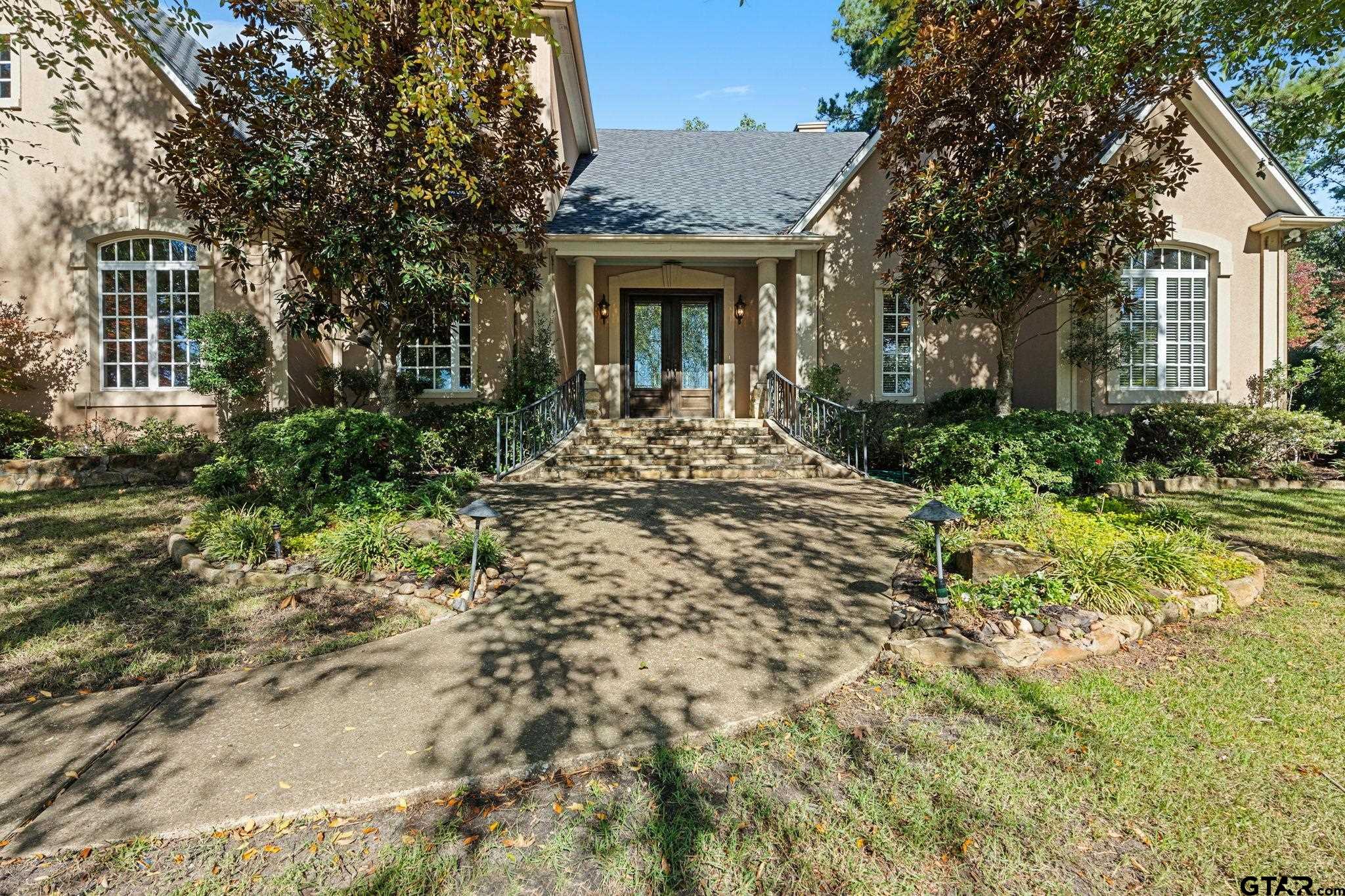 front view of house with a yard