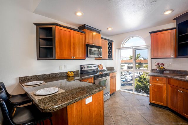 $948,300 | 7514 Girard Avenue, Unit 22 | Village of La Jolla