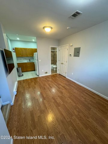 $1,500 | 280 Laconia Avenue | Dongan Hills