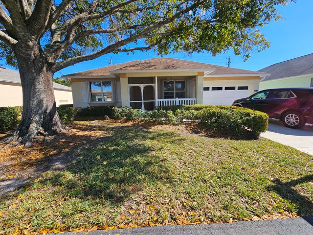 $335,000 | 536 Northwest Cortina Lane | St. Lucie West