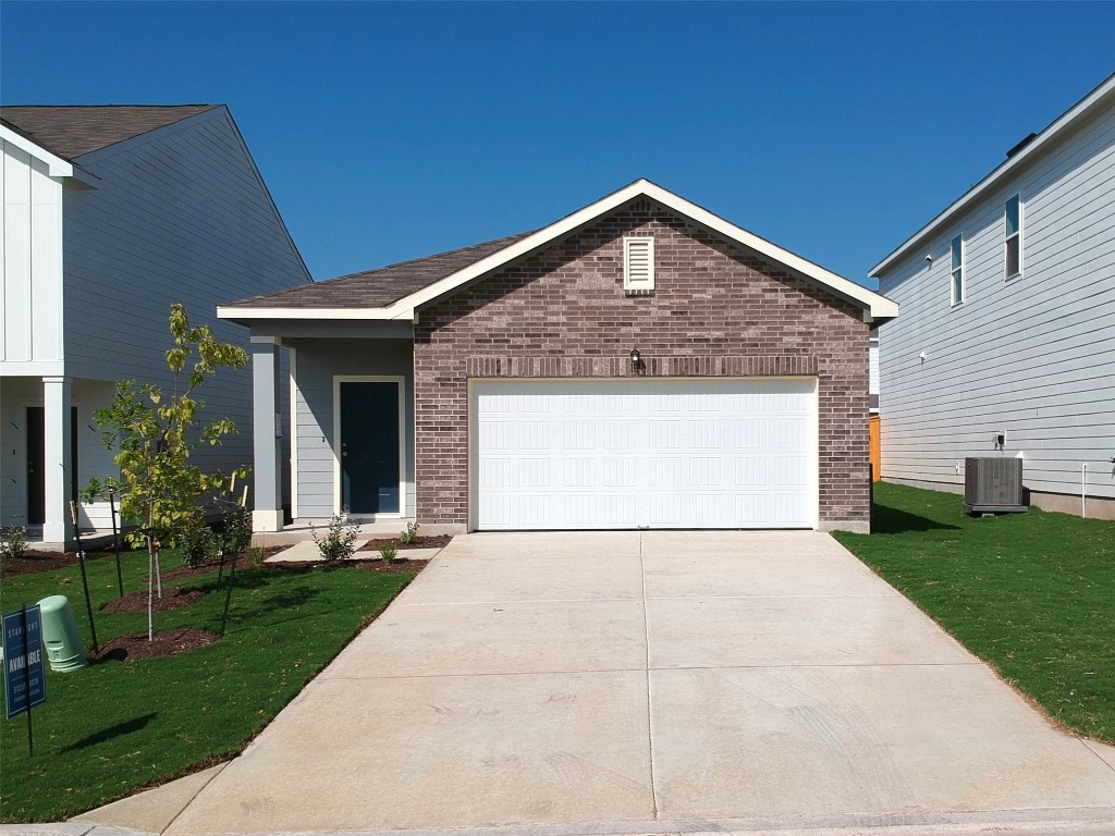 a front view of house with yard