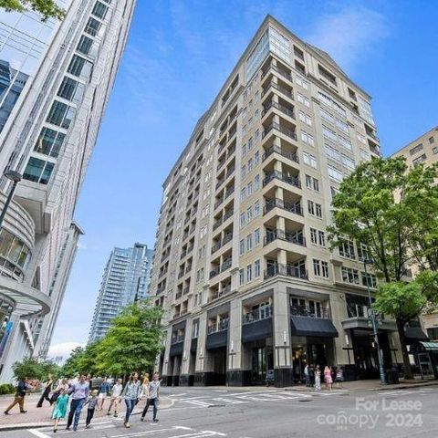 $2,600 | 230 South Tryon Street, Unit 409 | Third Ward