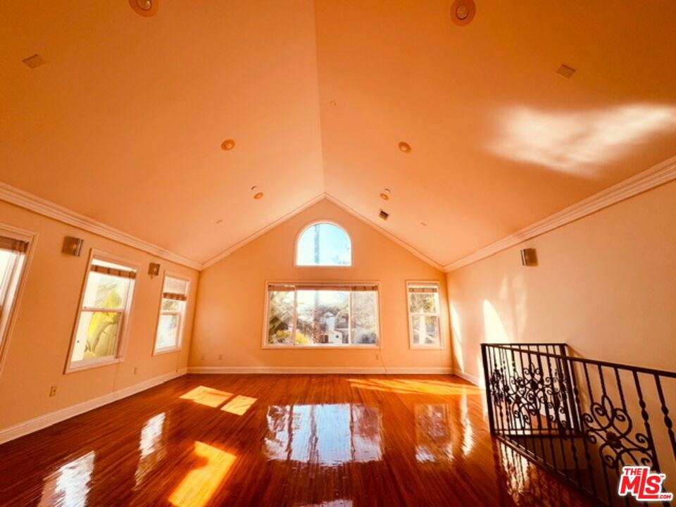 a view of a interior in the house