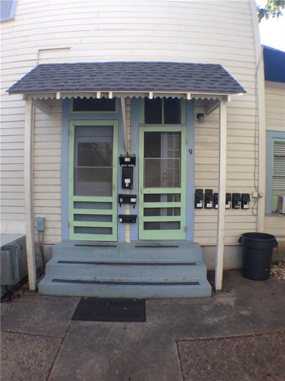 a view of entrance of the house