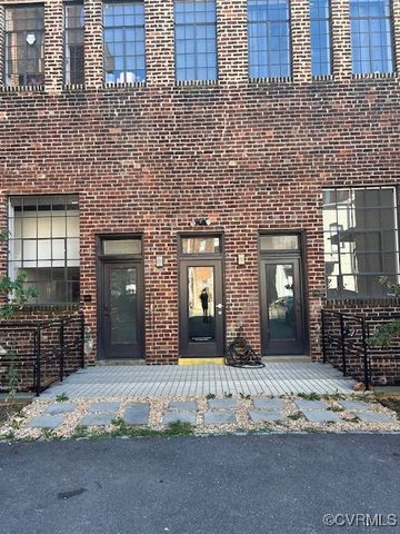 $1,600 | 210 East Grace Street, Unit 101 | City Center