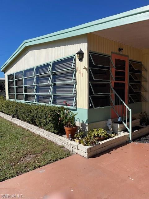 a front view of house with yard