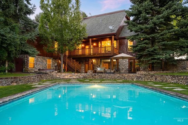 $2,695,000 | 11951 West Lanktree Gulch Road