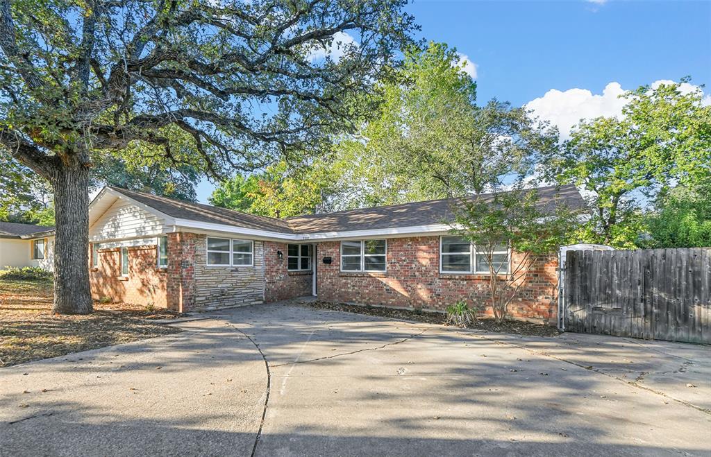 front view of house with a yard