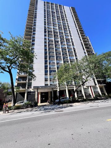 $2,300 | 1355 North Sandburg Terrace, Unit 2704 | Carl Sandburg Village