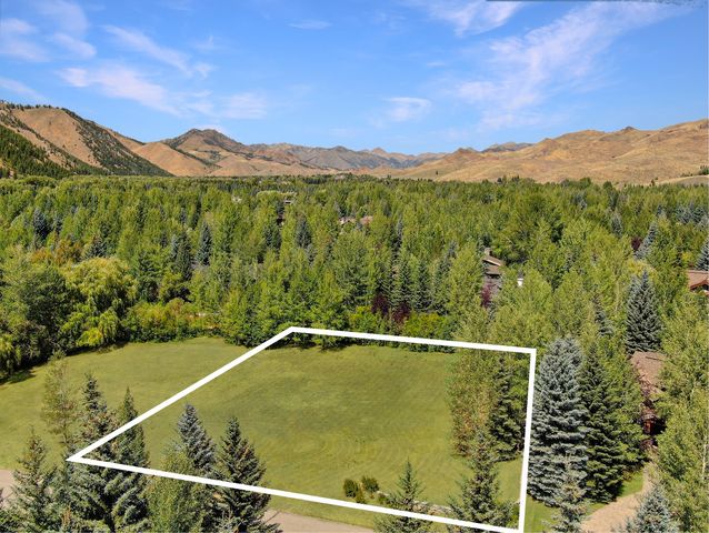 $1,695,000 | 39 East Ln Ranch Road | Lane Ranch