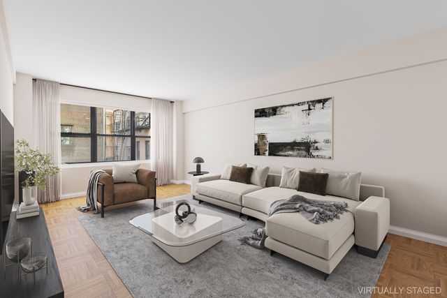 $749,000 | 140 East 56th Street, Unit 4M | Midtown East