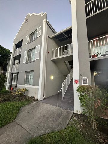 $2,300 | 777 Southwest 111th Way, Unit 102 | Pembroke Lakes South