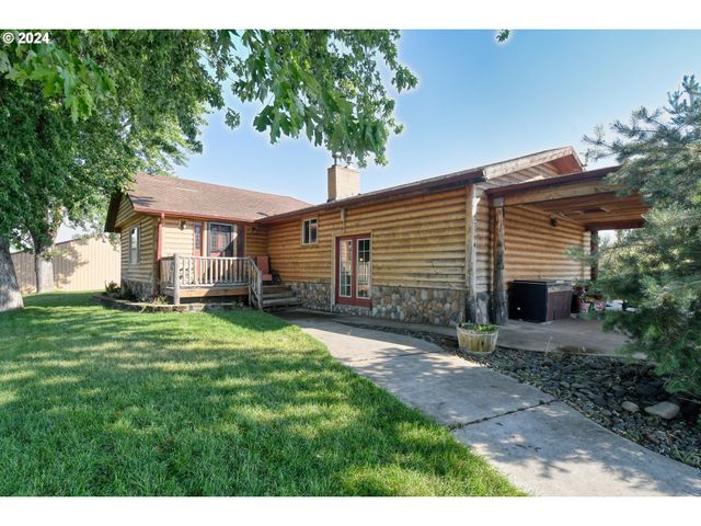 $579,999 | 73594 Davis Lane | Gopher Flats