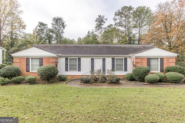 $199,999 | 403 Lakeshore Drive | Warner Robins