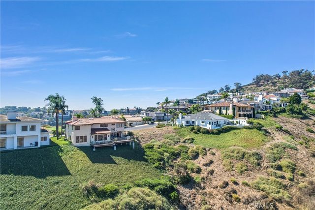 $1,460,000 | 91 Marbella | North San Clemente