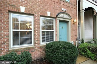 $2,700 | 11864 Breton Court, Unit 14A | Reston