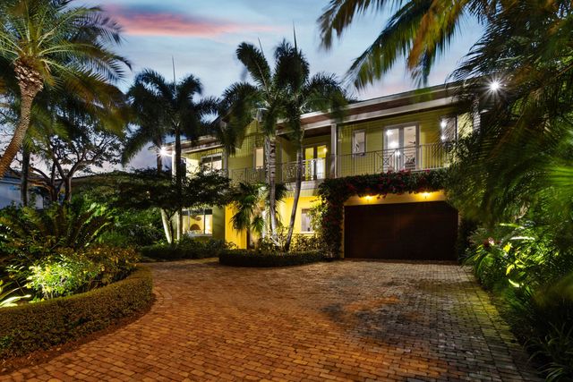 $4,595,000 | 2201 North Riverside Drive | Hillsboro Shores