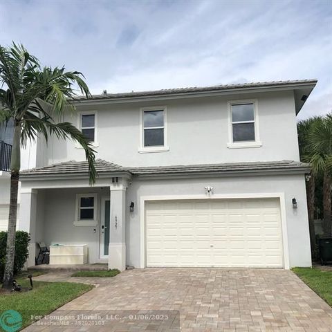 $595,000 | 6927 Pines Circle | Coconut Creek